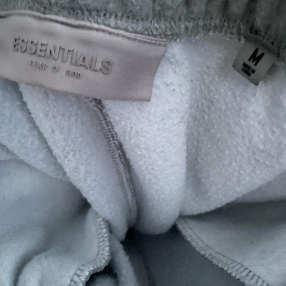 Essentials sweatpants - Picture 2 of 2